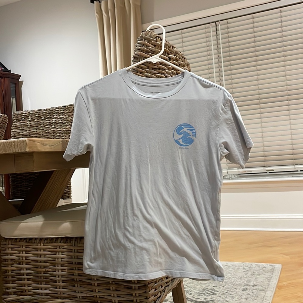 Light blue Billabong t-shirt